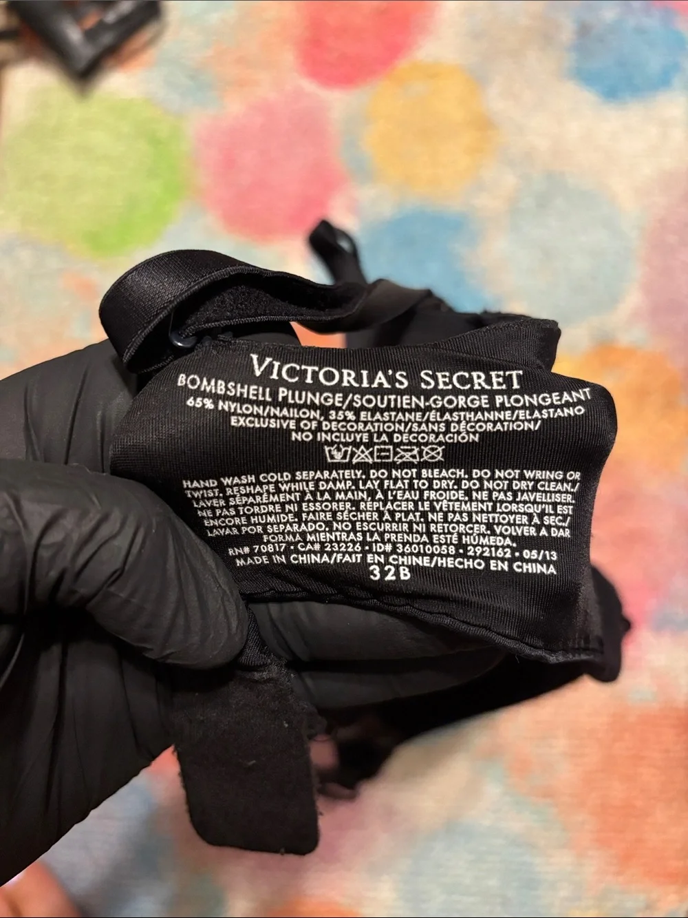 Victoria's Secret Black Smooth Bombshell Bra - Picture 2 of 2